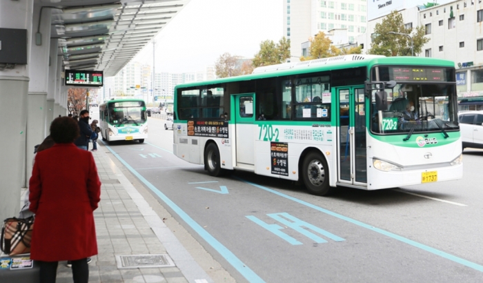 김동연 지사, “경제적 어려움 고려해 경기도 버스요금 동결”